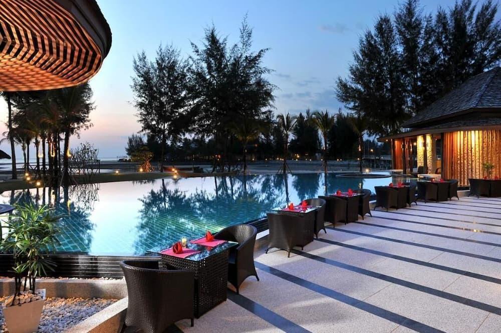 Khao Lak Resort | Superior - Free WiFi | Private Balcony - Upto 3 Adults| SDU#19