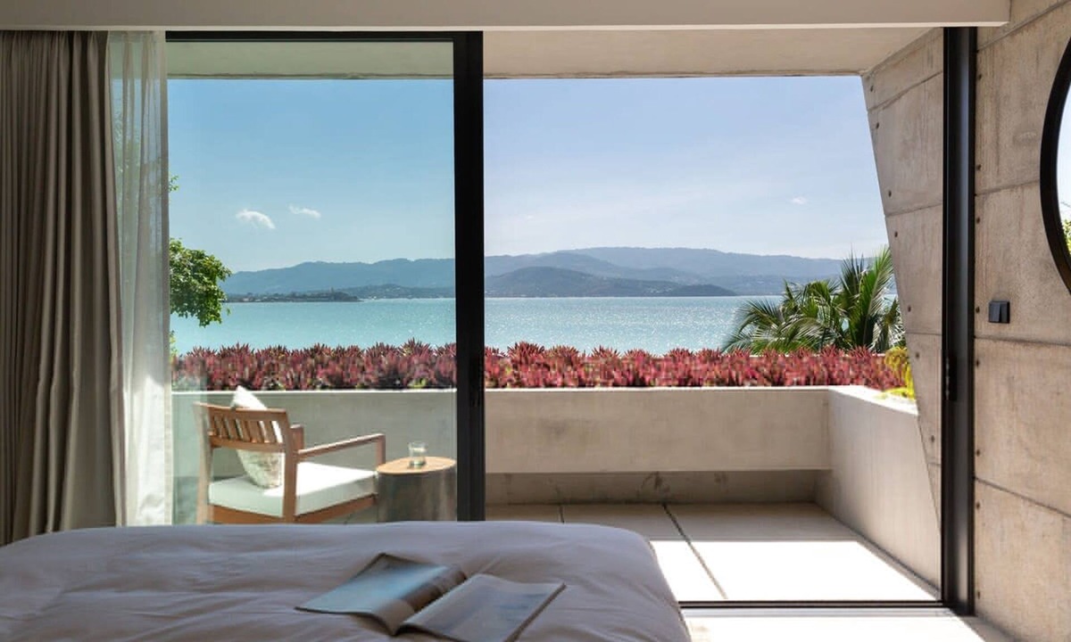 Moo 5 Villa | Syrah 3-bedroom Beachfront Villa in Koh Samui