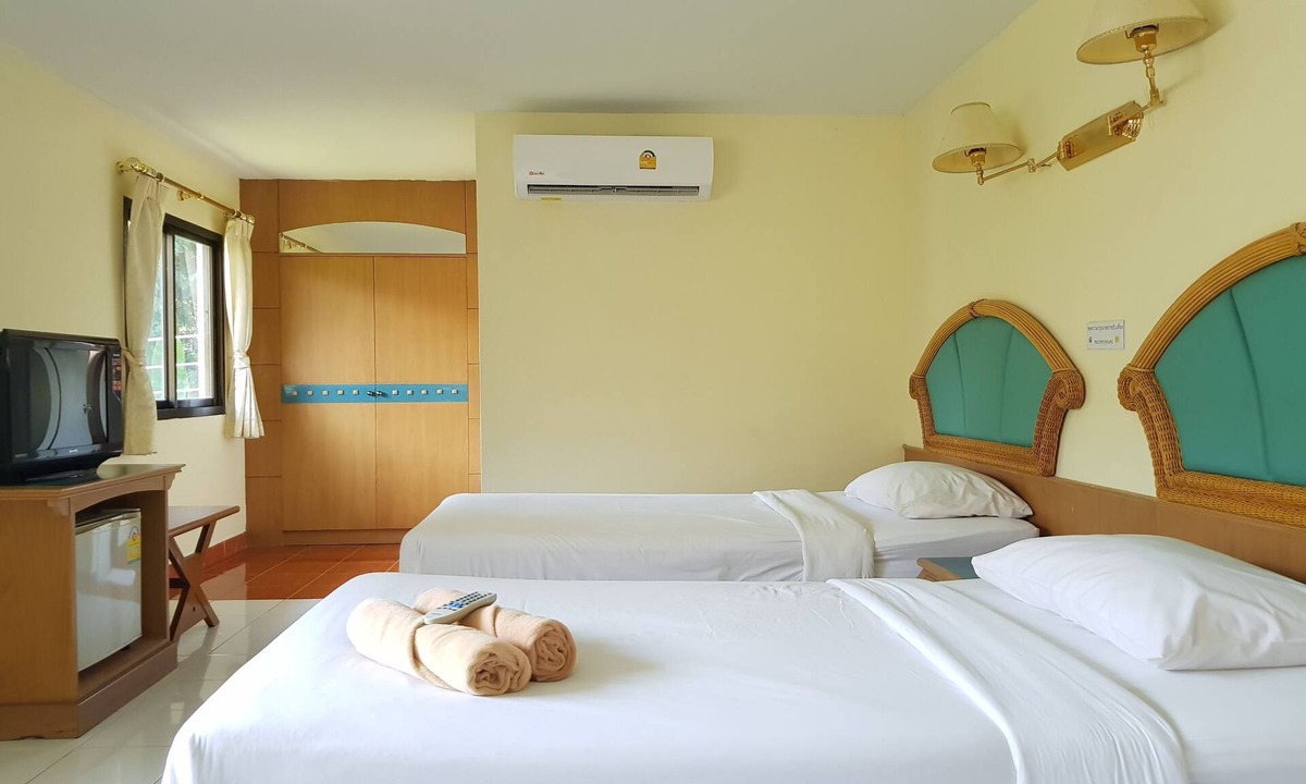 Phitsanulok Hotel | Talekaew Resort