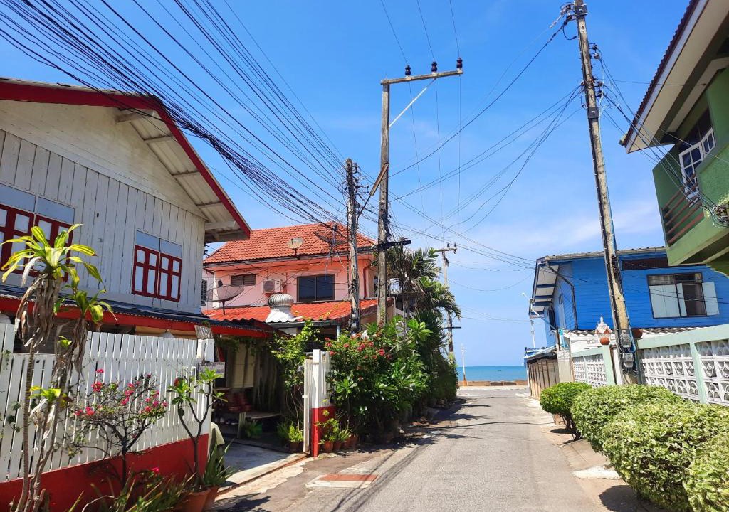 Prachuap Khiri Khan House | ThaiMex Cafe & Homestay Backpackers- Adults Only