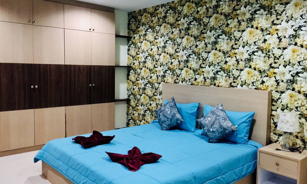 Ban Suan Hotel | Thani Residence