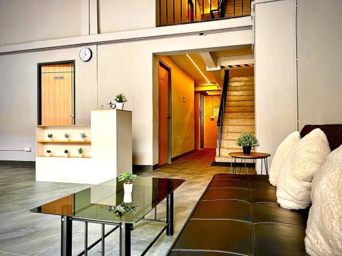 Pom Prap Apartment | The Circle 3