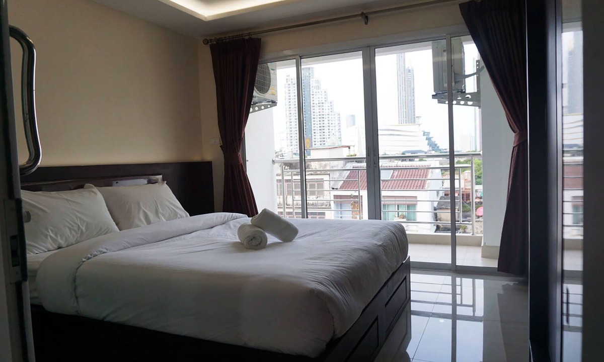 Khlong San Hotel | The Cosy River