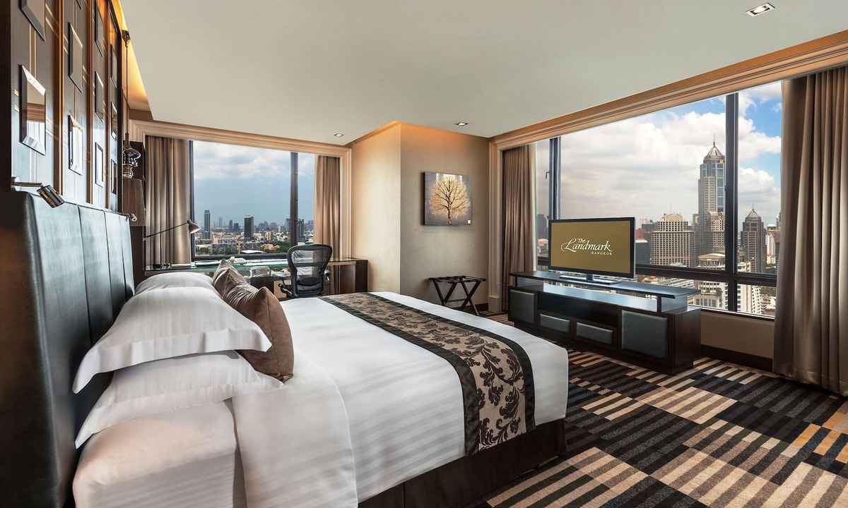 Nana Hotel | The Landmark Bangkok
