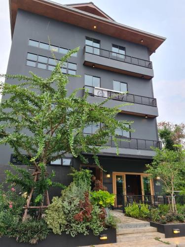 Thung Song Hong Apartment | The Lantern Suites