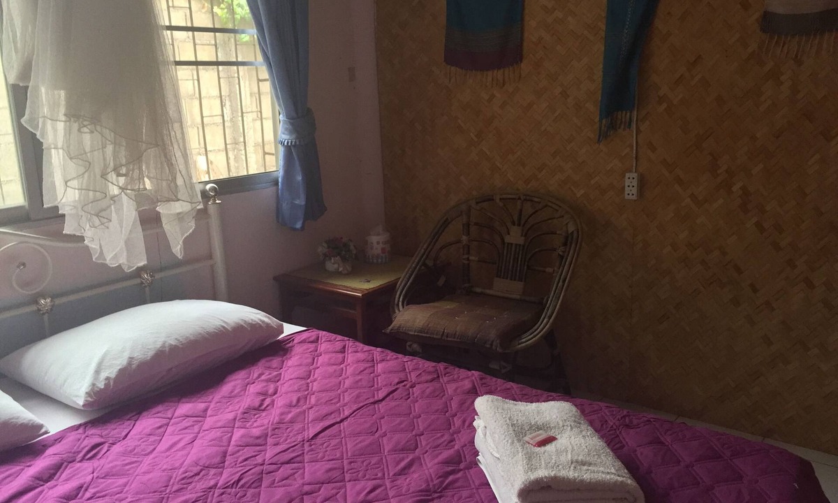 Chong Kham House | The Like View Guesthouse
