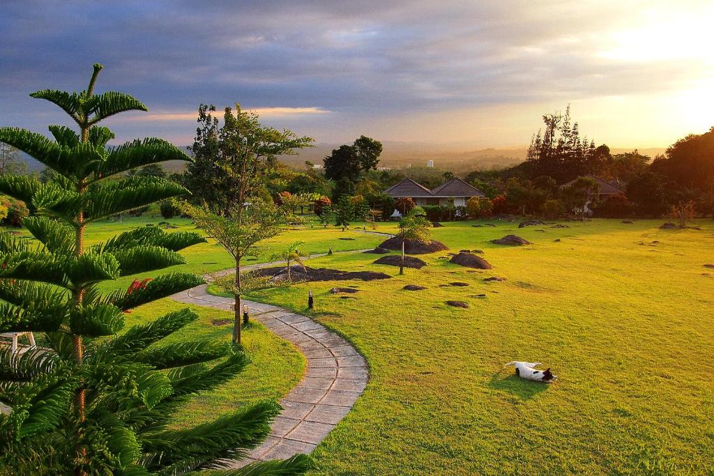 Thap Sai Resort | The Natural Garden Resort