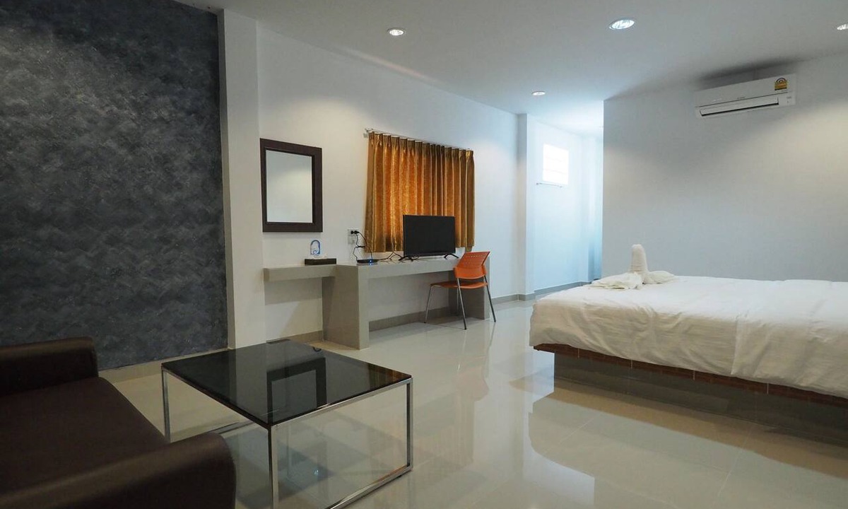 Surin Hotel | The Phant Hotel