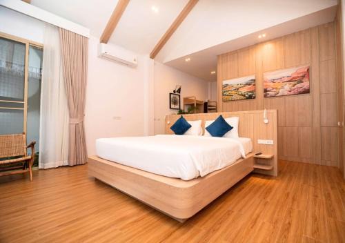 Khanong Phra Hotel | The Poom Cafe & Resort Khao Yai