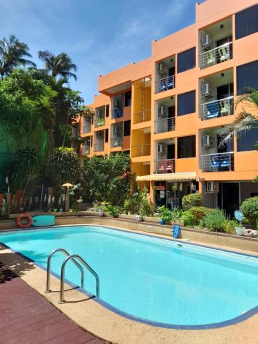 Patong Hotel | THE PORTERHOUSE Boutique Hotel