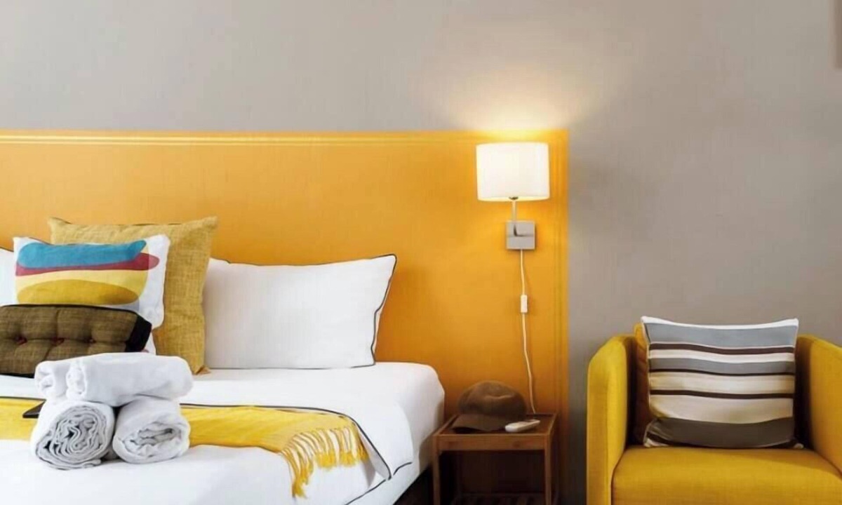 Bang Rak House | The Post and Jewelry · Two Best Sellers, One Booking