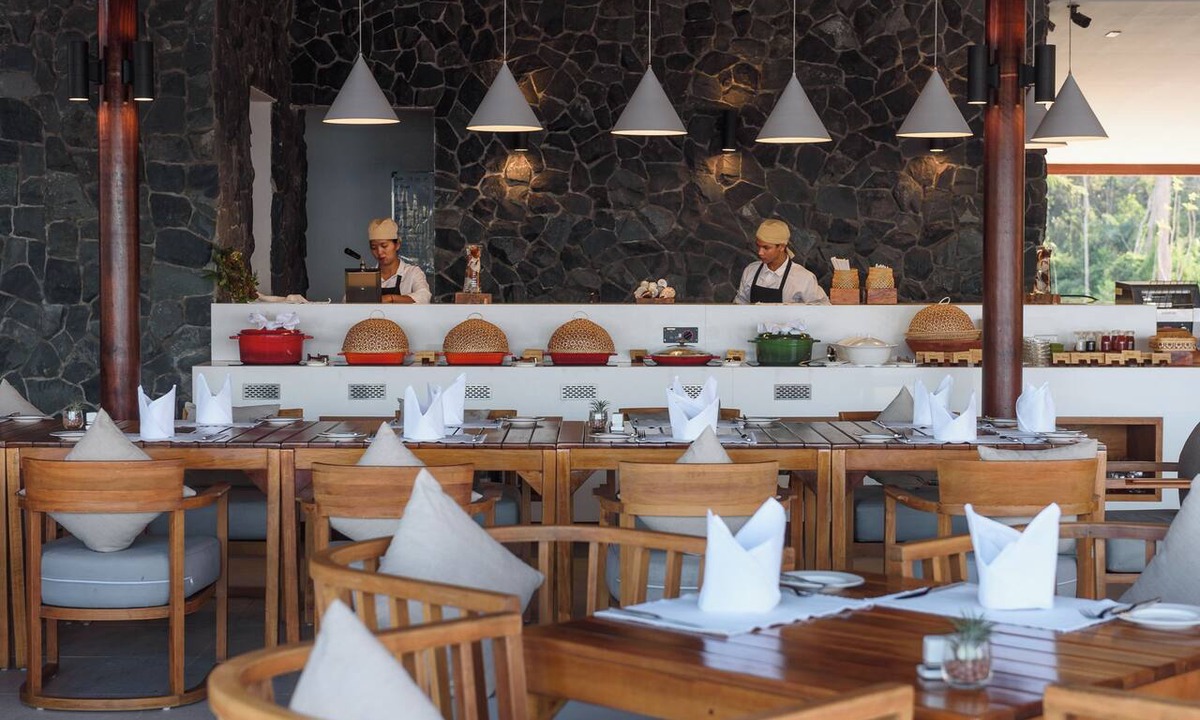 Sihanoukville City Centre Resort | The Royal Sands Koh Rong