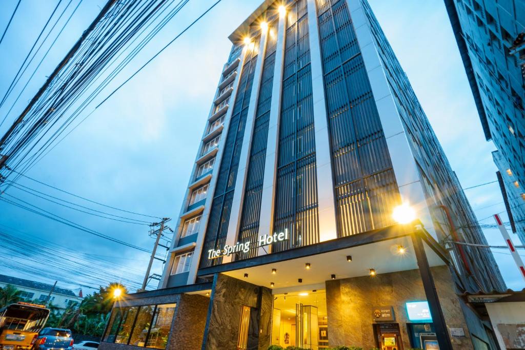Nong Bon Hotel | The Spring Bangkok