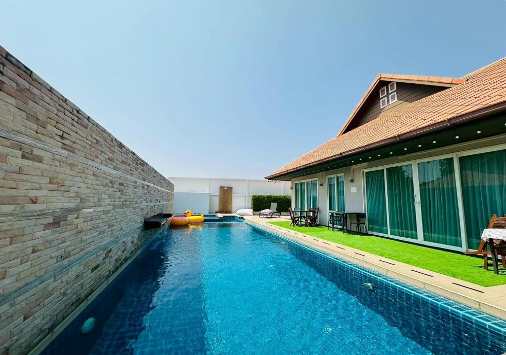 Samut Sakhon Villa | The Villa Jomtien Pattaya By Ahmed