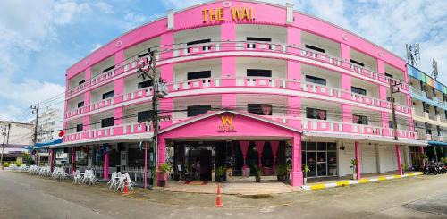 Danok Hotel | The Wai Hotel