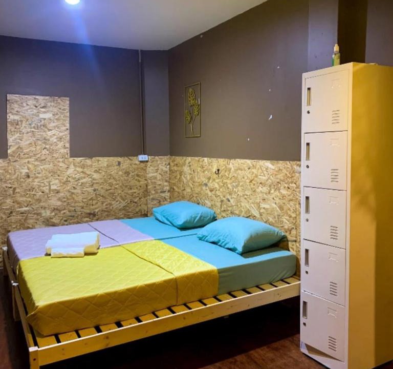 Koh Tao House | THIP bungalow family room