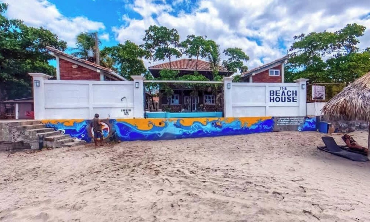 Pochomil Cabin | Two Beachfront Casitas for 8 | Pool, A/C, Wi-Fi & Cable TV