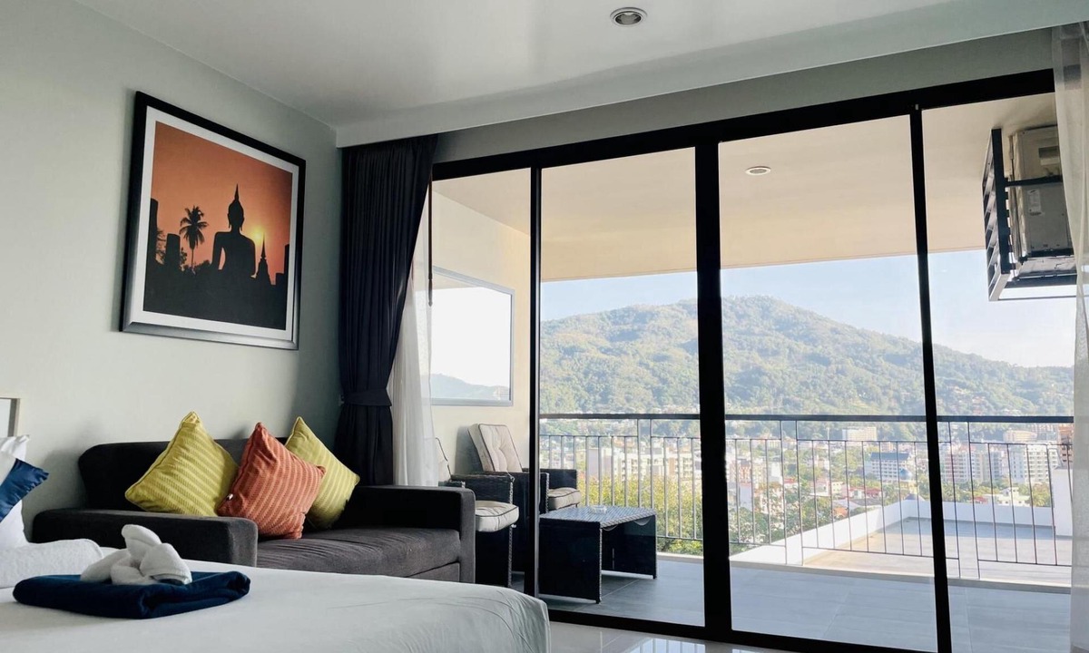Patong Apartment | U607- Mountain and sea view apartment in Patong
