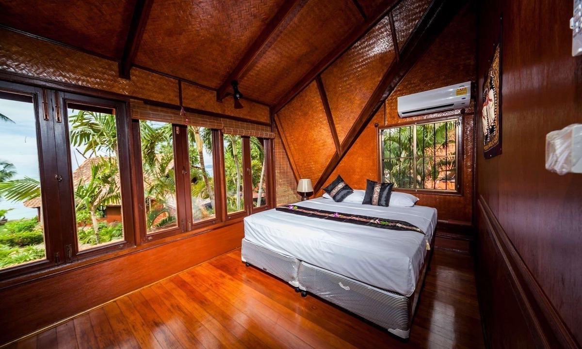 Hin Hong House | Vacation home for 4 guests with 120m² in Bang Po (248202)