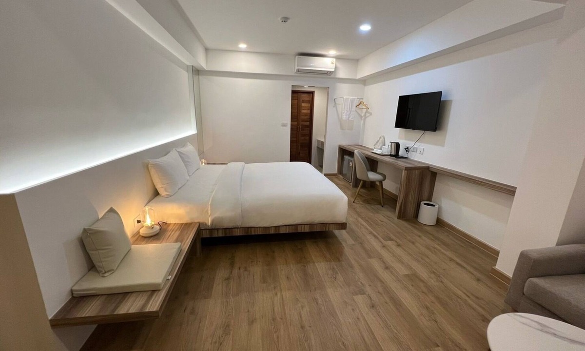 Nai Mueang Hotel | VELA Korat Hotel