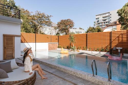 Huay Kaew Villa | Vela Nimman 5BR Luxury Pool Villa