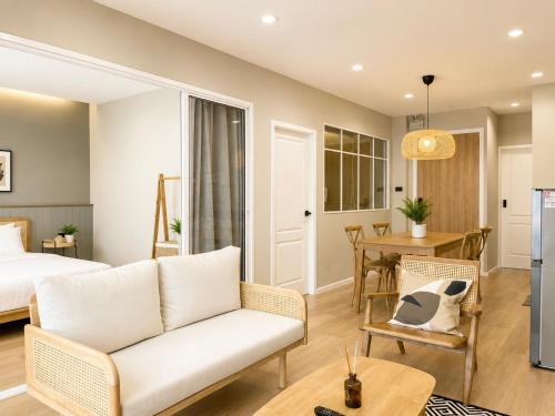 Ban Phan Thom Apartment | Vélin Khaosan - 4th Floor apartment with 2Bedrooms