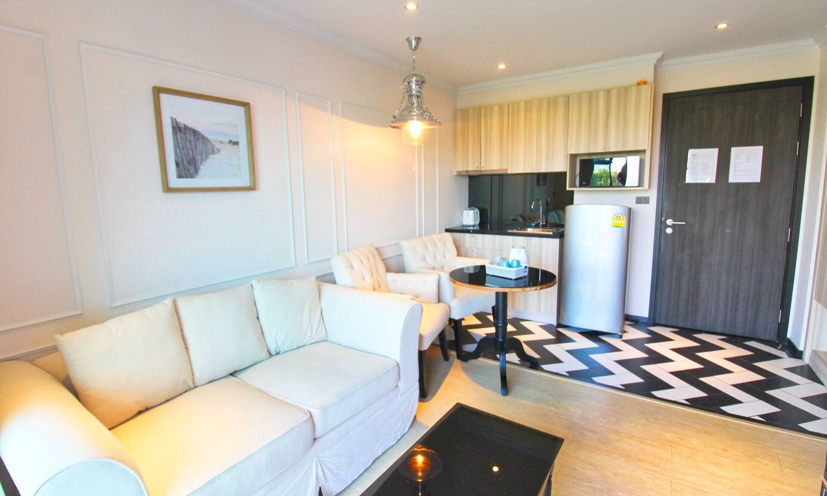 Na Chom Thian Hotel | Venetian Resort Pattaya