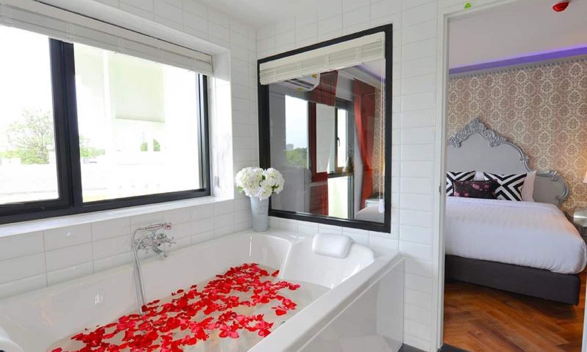 Chana Songkhram Hotel | Villa De Khaosan