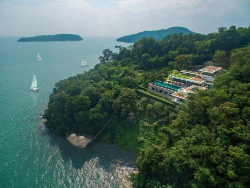 Wichit Villa | Villa Skyfall Thailand Phuket