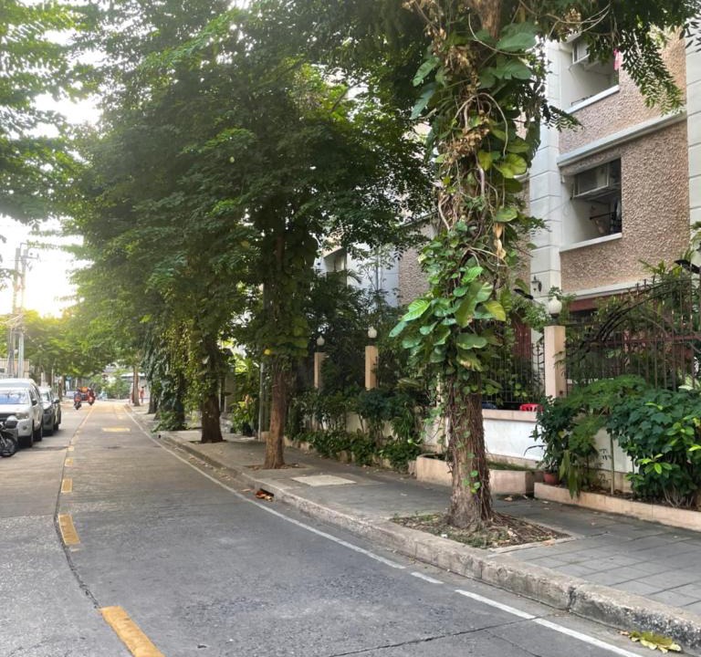 Din Daeng Apartment | Viriyapon 1st floor