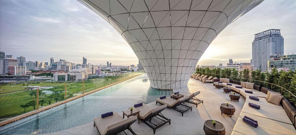 Ratchaprasong Hotel | Waldorf Astoria Bangkok