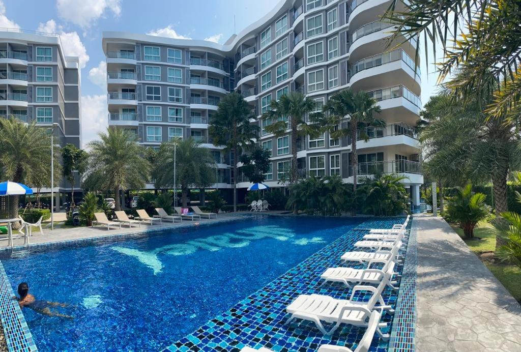 Pratumnak Hill Apartment | whale marina condo 2 bedroom