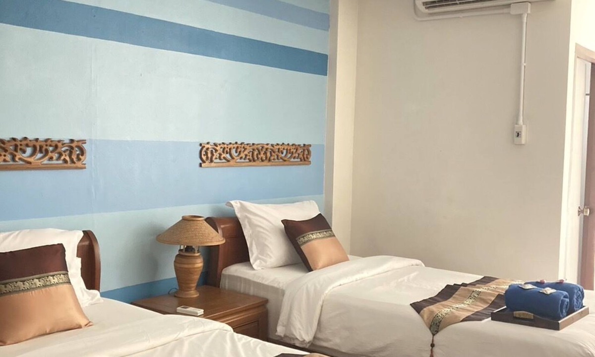 Wua Lai Hotel | Wiriya House