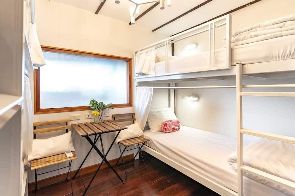 Khlong San House | WOODEN HOUSE near ICONSIAM★PICKUP☼ GAME♥SNACK۞TOUR