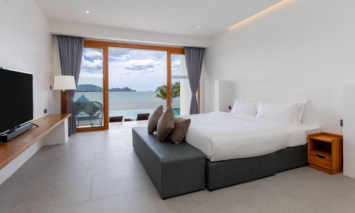 Khanom Hotel | X-sea khanom Harbor Bay Resort