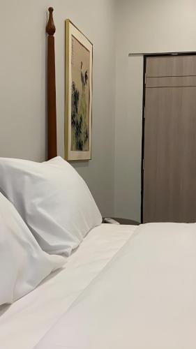 China Town Apartment | XX Hidden Dragon ChinaTown MRT Wat Mangkon Station