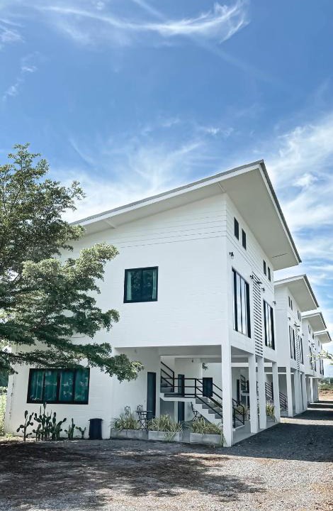 Pak Nam Pran Resort | Z-Beach Resort