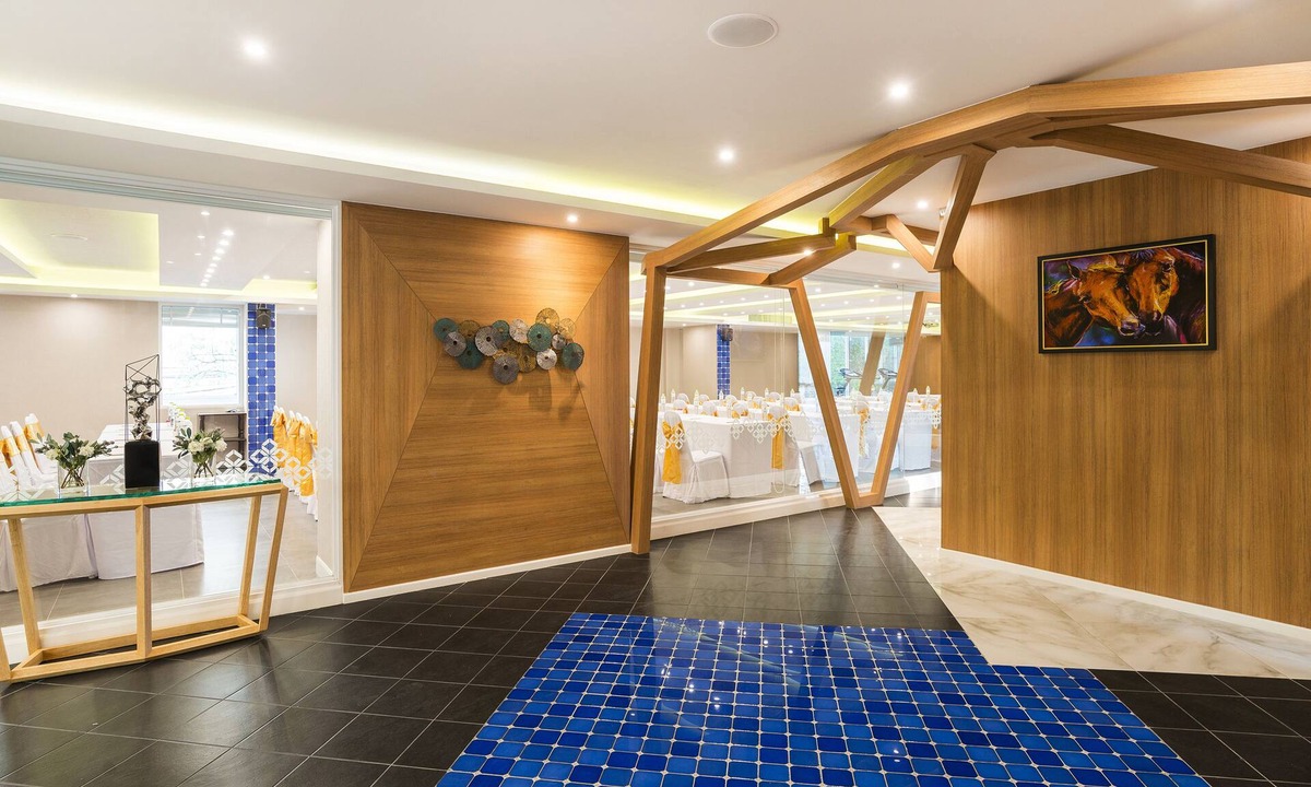Hua Mak Hotel | Zircon Hotel