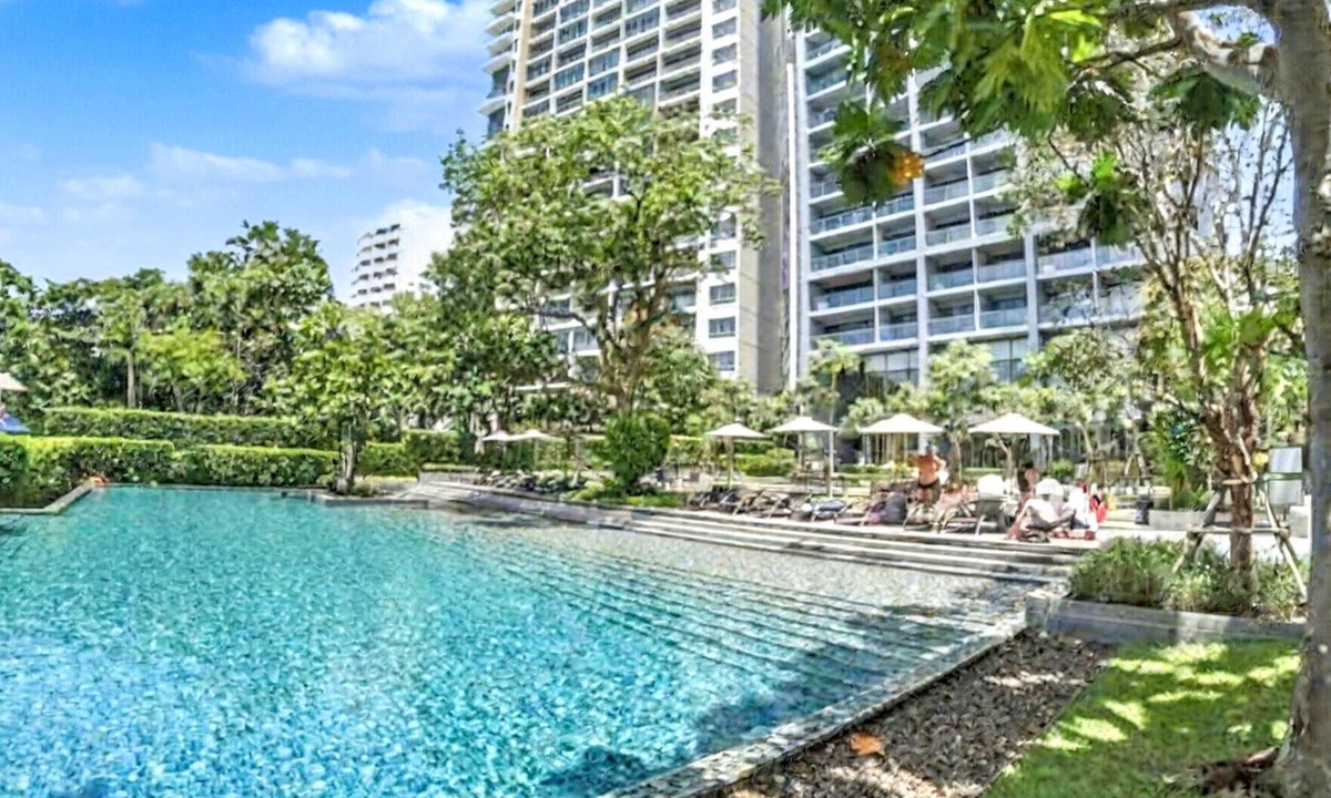North Pattaya Condo | Zire WonAmat - Luxury Large One BR Seaview Apartment, Pattay beach