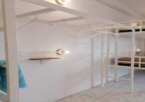 8 SLEEPER STREET Guesthouse