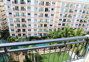 8th floor pool view condo at Park Lane Resort