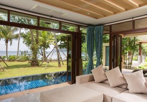 Amatapura Beachfront Villa 14
