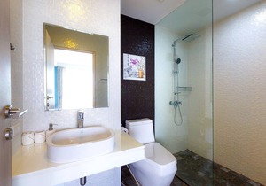 Baan SanKraam 1BR Apt, EDF-PoolView