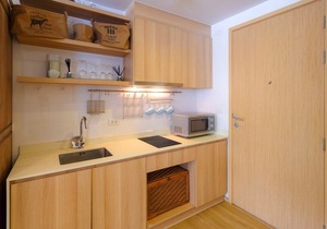 Baan SanKraam 2BR Apt, KAD-PoolView