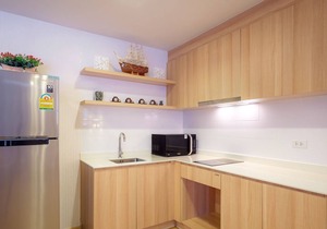 Baan SanKraam 2BR Apt, MAD-PoolView