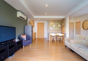 Baan SanKraam 2BR Apt, CCC-PoolView
