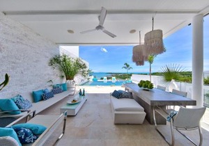 BEACHSIDE VILLA - LATITUDE 9 - at BAYSIDE LUXURY VILLAS Samrong Bay Beach, 3 BED 4 BATH, SEA and SUNSET VIEWS, only 200m walk to the Beach