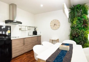 Benviar Tonson Residence