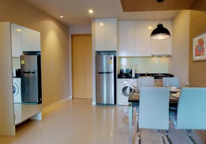 Circle Condominium (UN10499)