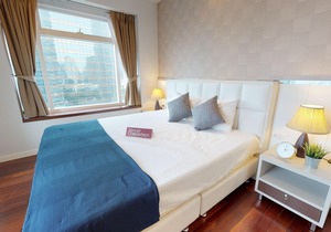 Circle Condominium (UN10500)